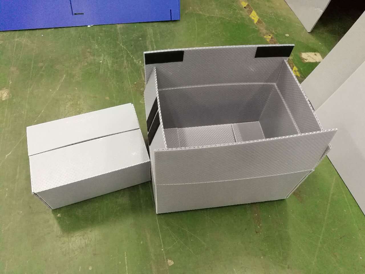 纸箱型PP蜂窝板周转箱